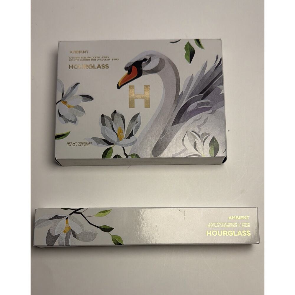 Hourglass Ambient Lighting Powder Palette Swan & Matching Brush New In Box 🦢